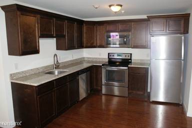 Main picture of 50 S Pearl St