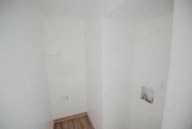 Main picture of 180 North Apache Road - 24