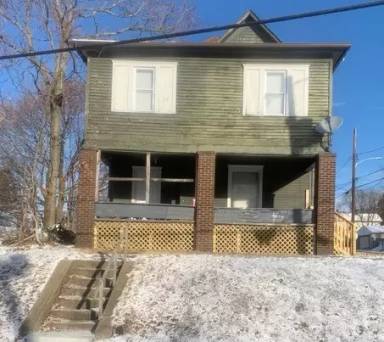 Main picture of 447 E Silver St