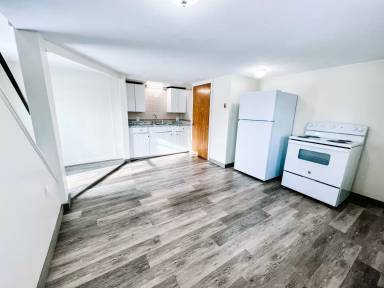 Main picture of 41 Gage St
