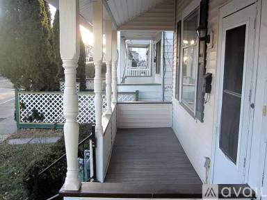 Main picture of 169 S Sherman St
