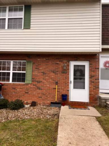 Main picture of 4446 Sandlewood Dr