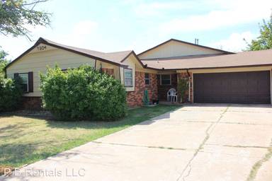 Main picture of 7304 NW Compass Dr