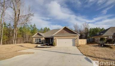 Main picture of 112 Yarbrough Rd