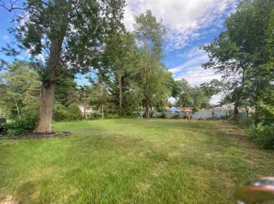 Main picture of 1098 Deforest St