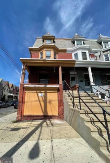 Main picture of 1031 Marion St