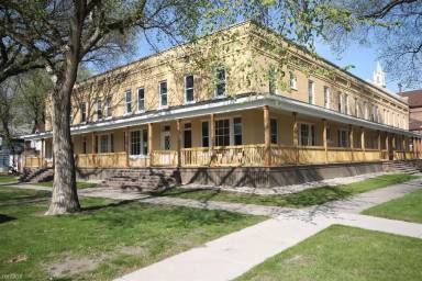 Main picture of Chestnut Townhomes