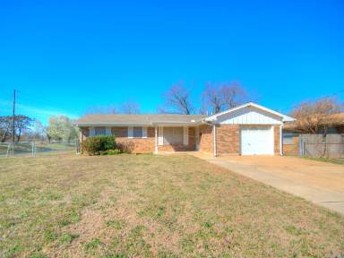 Main picture of 5113 S Sage Ave