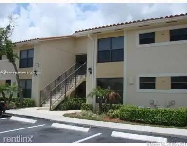 Main picture of 1455 Lake Crystal Drive G