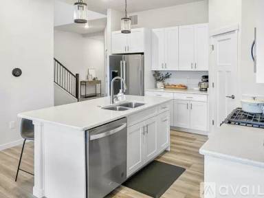 Main picture of 5707 Villa Lorenzo Dr