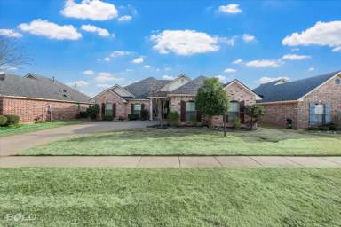 Main picture of 3508 Hanover Dr