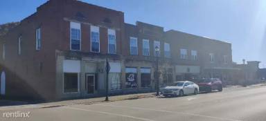 Main picture of 108 W Main St