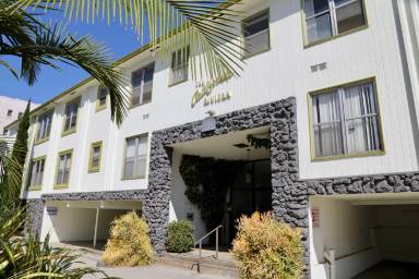 Main picture of 300 California Ave