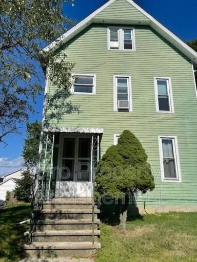Main picture of 25 Fairfield Ave