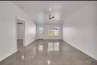 Main picture of 907 Wax Myrtle Ct