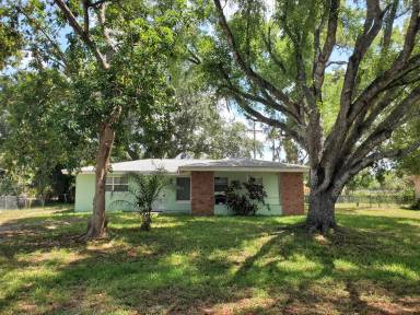 Main picture of 198 Hugh St