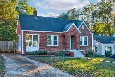 Main picture of 1103 Faith Ave SE