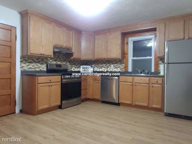Main picture of 119 Sciarappa St