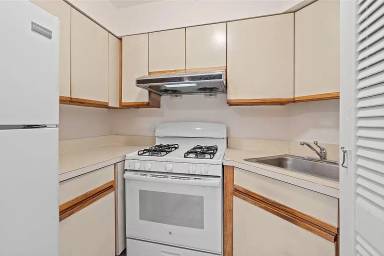 Main picture of 3730 103rd St