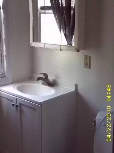 Main picture of 10 Lawrence St