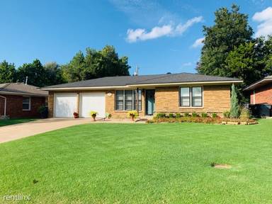 Main picture of 2255 Carlton Way