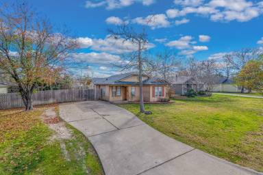 Main picture of 3206 Chapel Ct