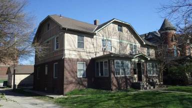 Main picture of 307 s 8th Street - A