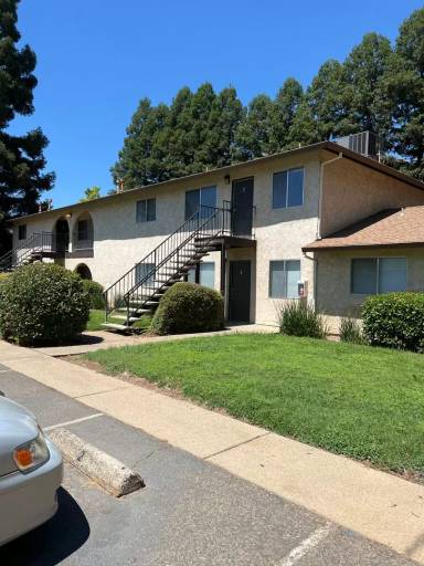 Main picture of 2925 Reservoir Ln