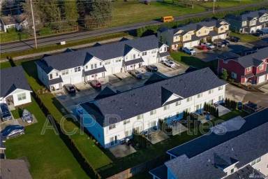 Main picture of 1905 N Prairie Ln