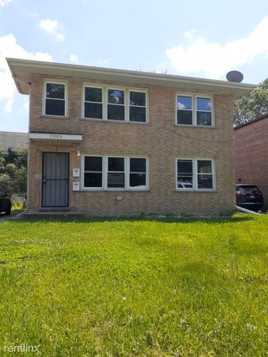 Main picture of 17092 Lincoln St