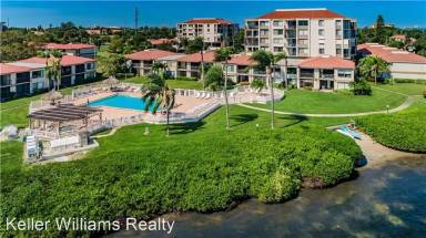 Main picture of 6218 Palma del Mar Blvd S