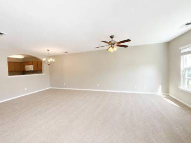 Main picture of 56 Winter Lake Cir