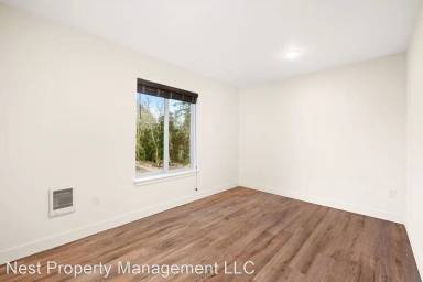 Main picture of 1335 SE Jetty Ave