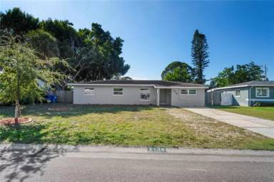 Main picture of 2136 67th Ave S