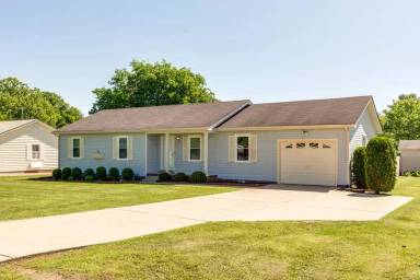 Main picture of 5012 Glenrose Dr