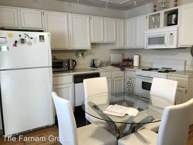 Main picture of 32-88 Mechanic St