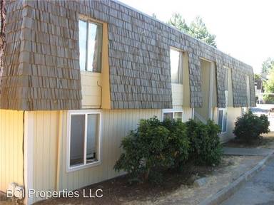 Main picture of 5012 S 58th St