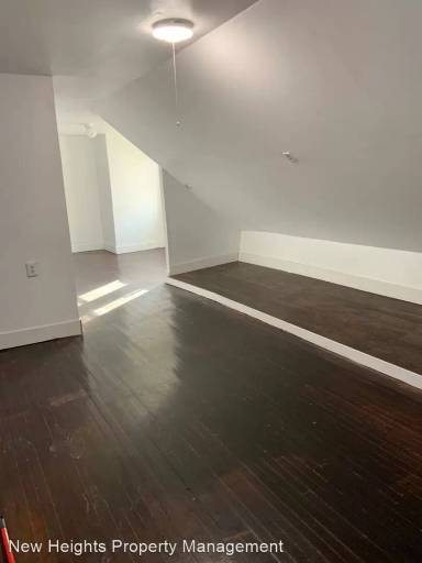 Main picture of 5713 S Marshfield Ave
