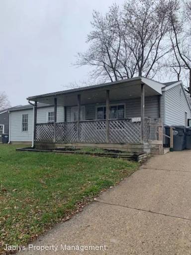 Main picture of 304 Avalon Ln