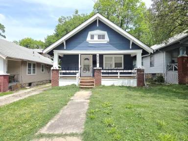 Main picture of 2120 E 68th Ter