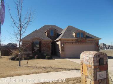 Main picture of 324 College Ct