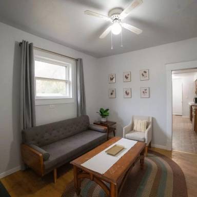 Main picture of 244 4th St