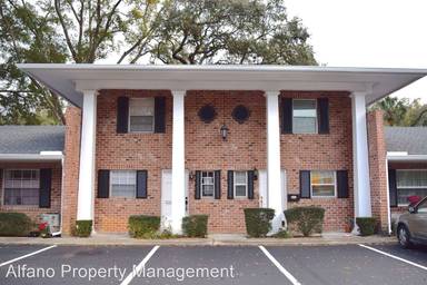Main picture of 445 Cherrywood Gardens Dr