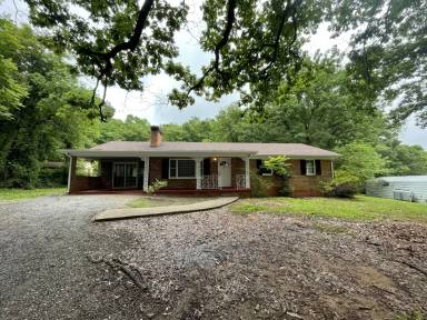 Main picture of 156 Hilldale Ln