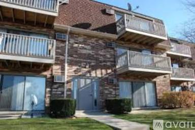 Main picture of 249 W Court of Shorewood