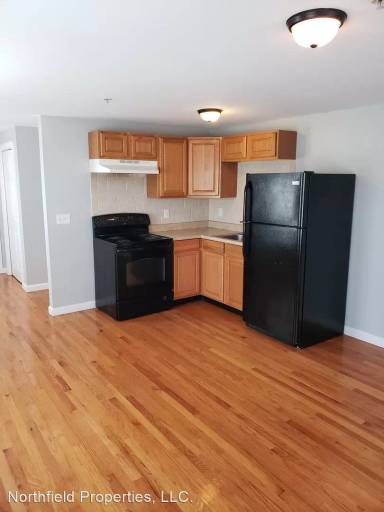 Main picture of 116 Main St