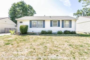 Main picture of 3609 S Hawthorne Ave