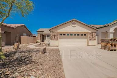 Main picture of 30725 N Royal Oak Way