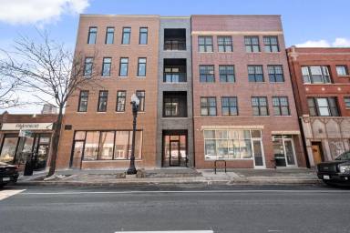 Main picture of 1843 W Irving Park Rd