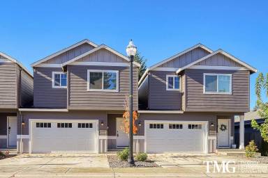 Main picture of 4811 NE 37th Ct